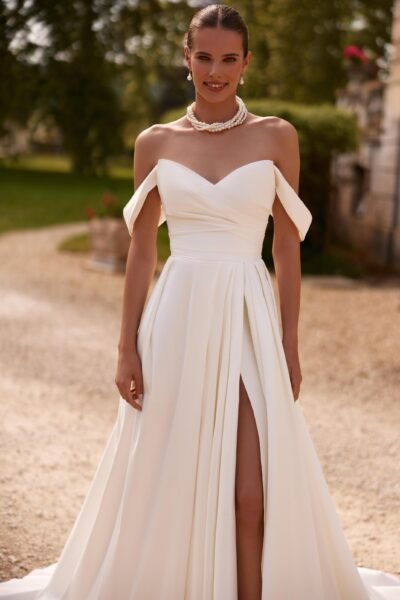 Abito da sposa in crepe